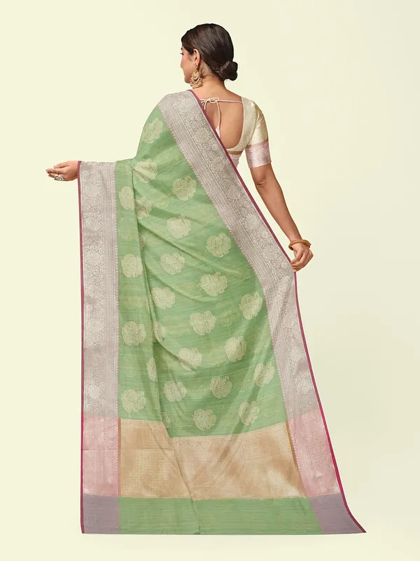 Light_Green_Matka_Silk/Silk_Blend_Banarasi_Sarees_For_Women