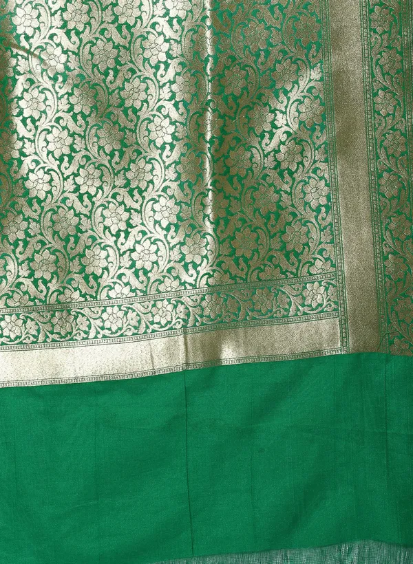 Green_Silk_Blend_Banarasi_Sarees_For_Women