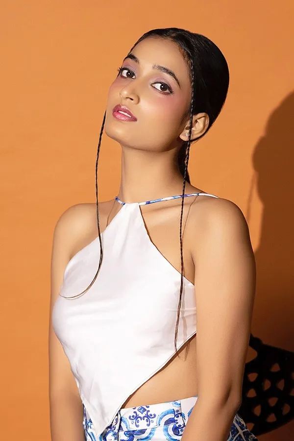 White_Satin_Backless_Drawstring_Top_For_Women