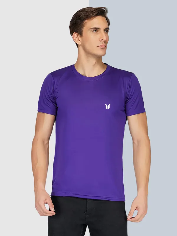 Men_Solid_lycra_Round_Neck_dark_purple_T-Shirt
