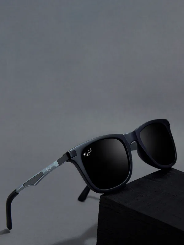 UV_Protected_Black_Wayfarer_Sunglasses_For_Men_&_Women