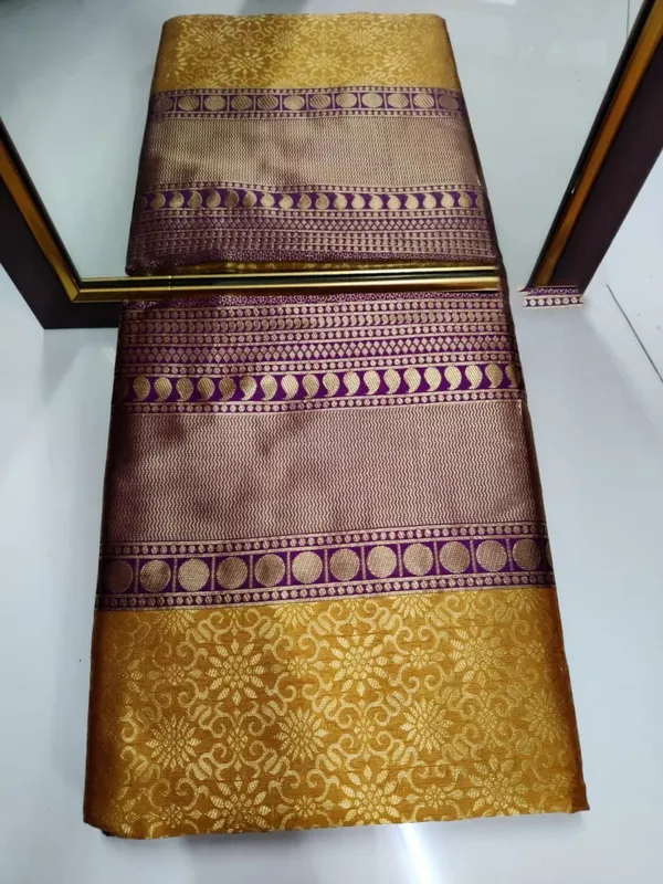 Yellow_Banarasi_Silk_Wedding_&_Party_Wear_Saree_&_Unstiched_Blouse_For_Women