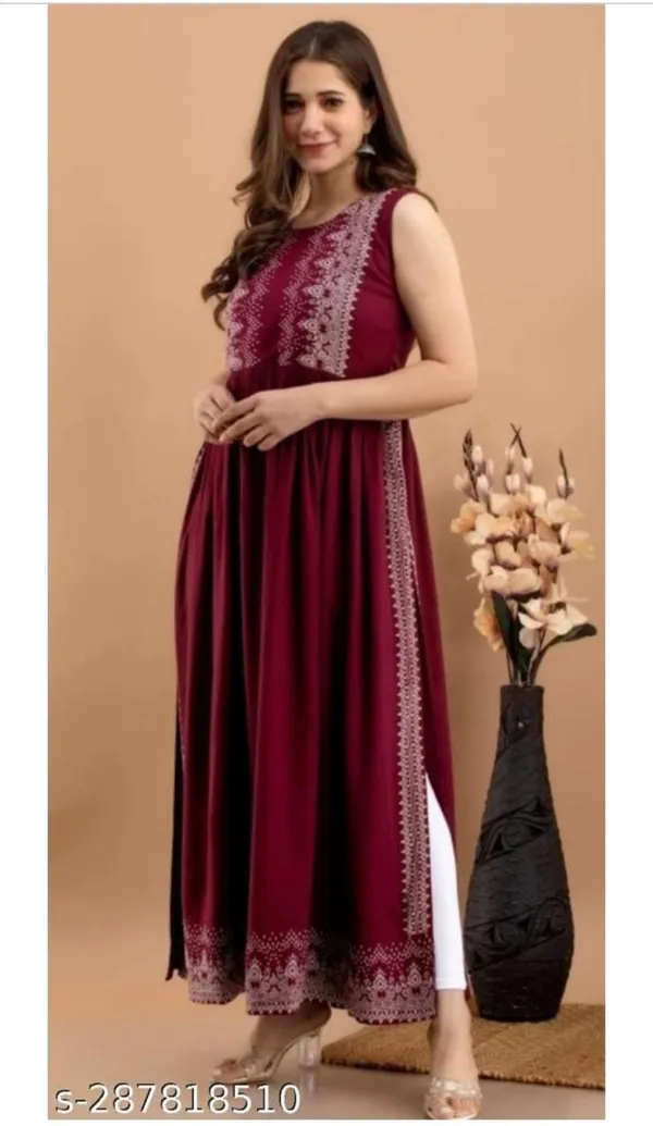 Women_Classic_Maroon__Printed_Long_Kurti