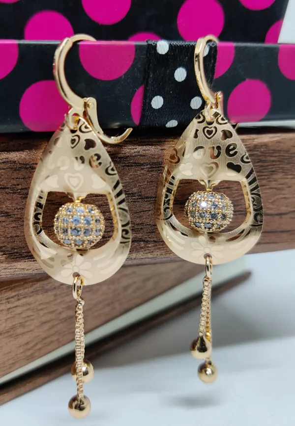 Super_Quaity_Earring_Special_For_Girls_And_Women
