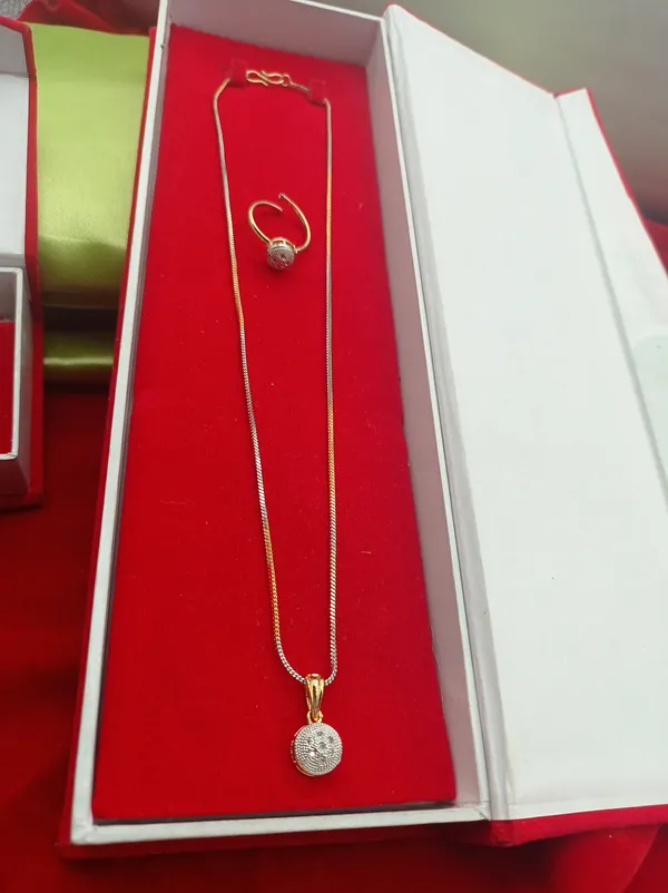 __Pendant_Set_With_Earring,Ring_And_Bracelet_Special_For_Women