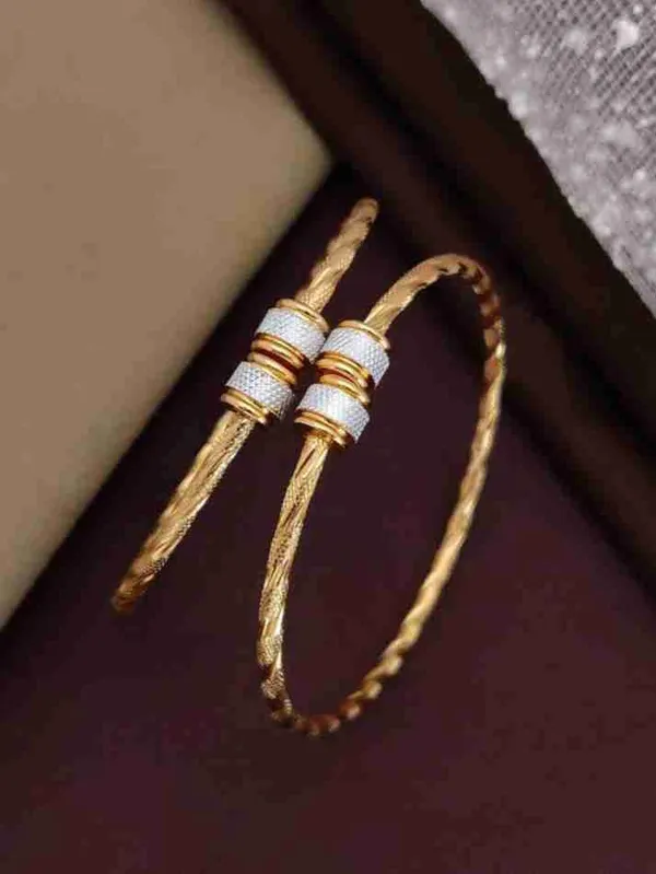 Gujju_Latest_Bangle_For_Girls_And_Women
