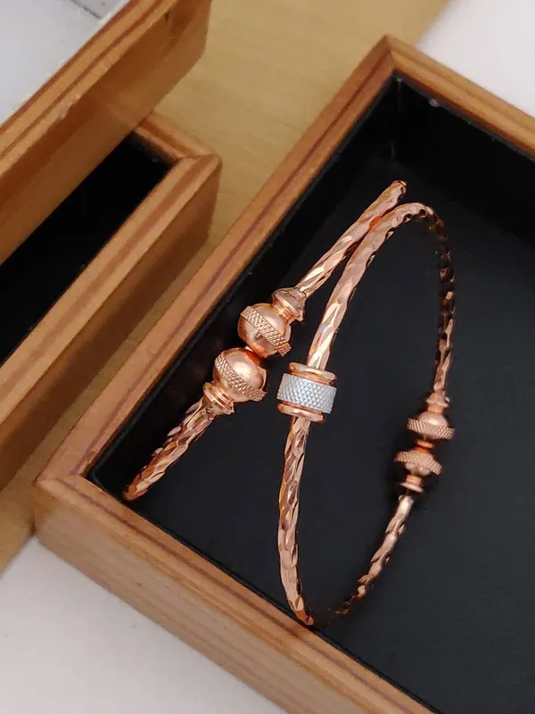 Gujju_Latest_Bangle_For_Girls_And_Women