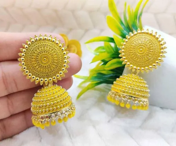 Gujju_Latest_Earrings_For_Girls_And_Women