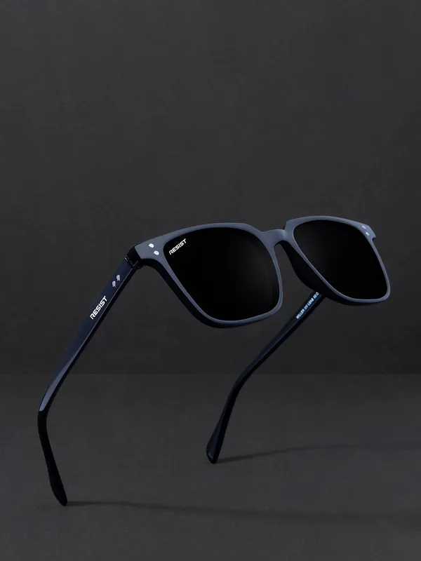 UV_Protected_Black_Wayfarer_Sunglasses_For_Men_&_Women