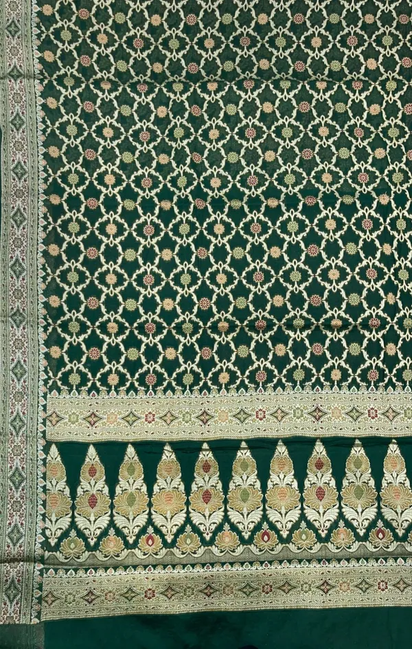 Humairah_Presents_Pure_Handloom_Dark_Green_Chiffon_Resham_Mina_Bandhani_Zari_Booti_with_Miankari_Pallu_and_Zari_Border_with_Dark_Green_Blouse