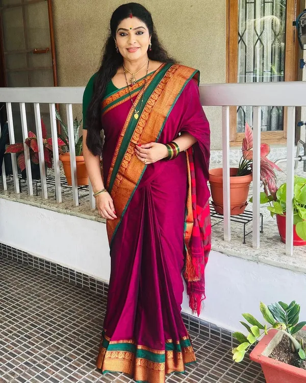 Magenta_Narayanapet_Pure_Cotton_saree_with_running_blouse_piece_(same_as_saree)