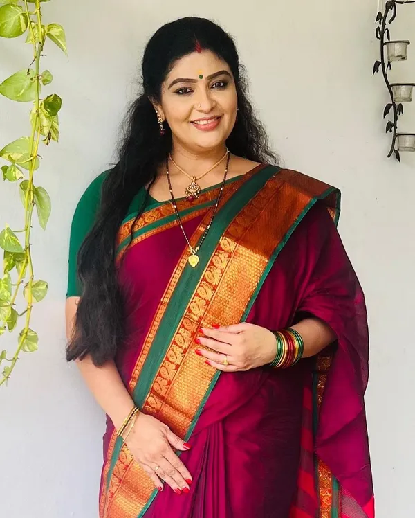 Magenta_Narayanapet_Pure_Cotton_saree_with_running_blouse_piece_(same_as_saree)