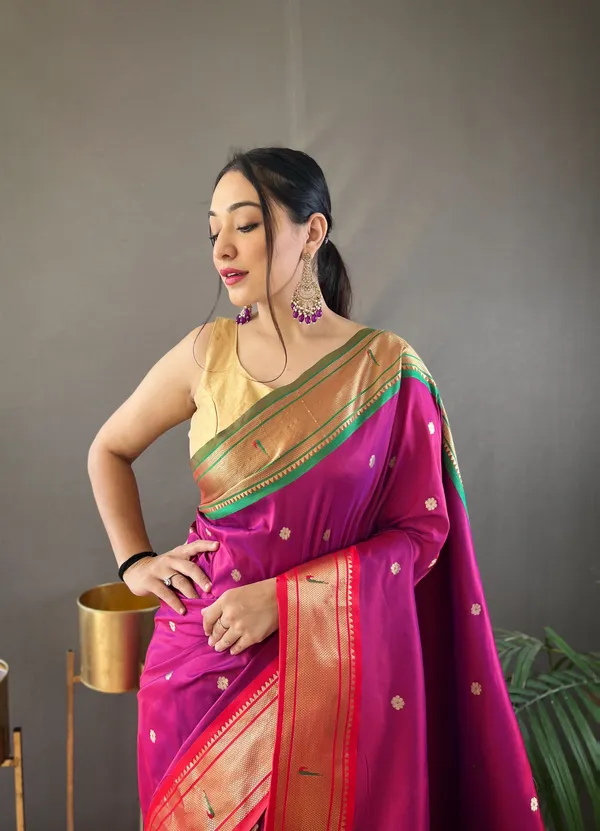 Magenta_Pink_Paithani_Silk_Woven_Saree