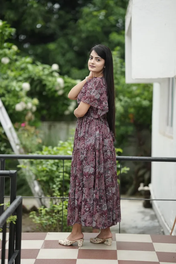 Maroon_Casual_Georgette_Maxi_Full_Length_Ethnic_Wear_For_Women