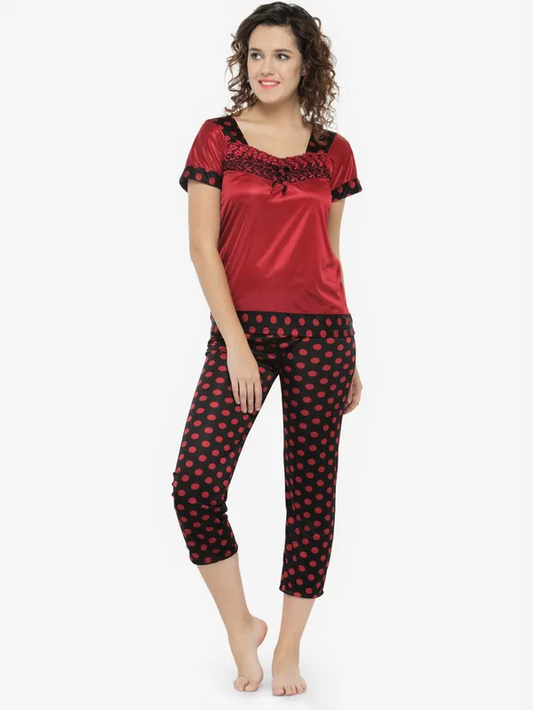 Maroon_Satin_Polka_Print_Pyjama_Set_Nightsuit_For_Women