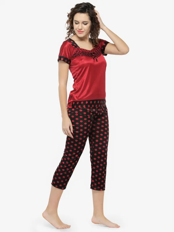 Maroon_Satin_Polka_Print_Pyjama_Set_Nightsuit_For_Women