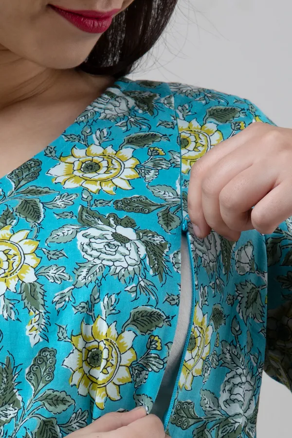 Cotton_Sky_Blue_Feeding_Dress
