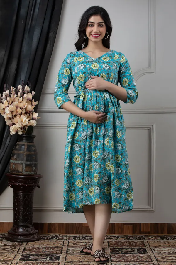 Cotton_Sky_Blue_Feeding_Dress