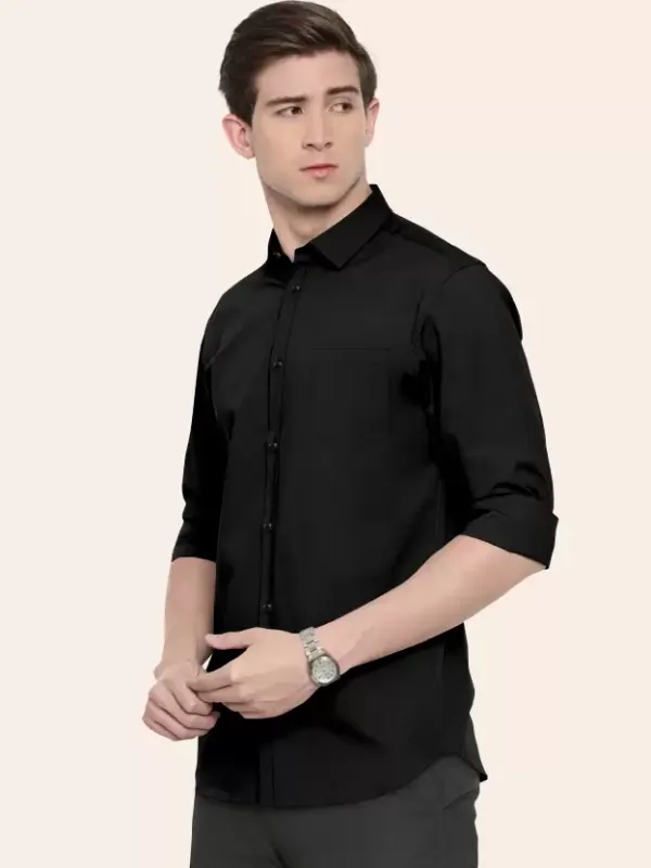 Men_Regular_Fit_Solid_Slim_Collar_Casual_Black_Shirt