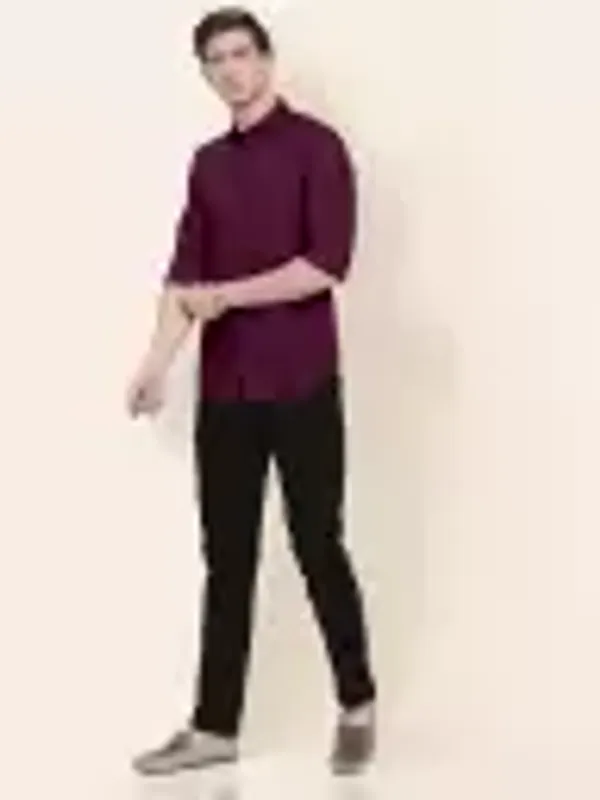 Men_Regular_Fit_Solid_Slim_Collar_Casual_Maroon_Red_Shirt