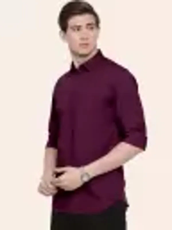 Men_Regular_Fit_Solid_Slim_Collar_Casual_Maroon_Red_Shirt