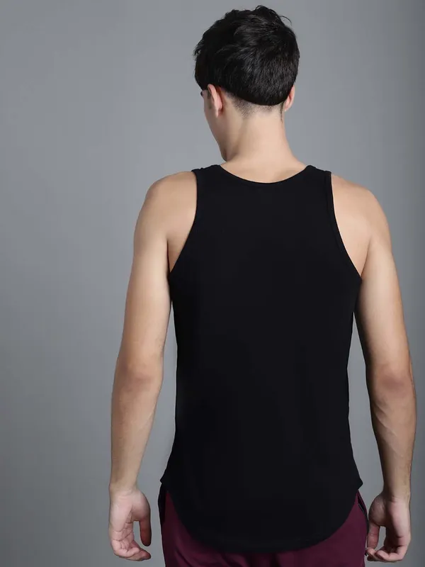 Black_Cotton_U_Neck_All_Day_Wear_Vest_For_Men