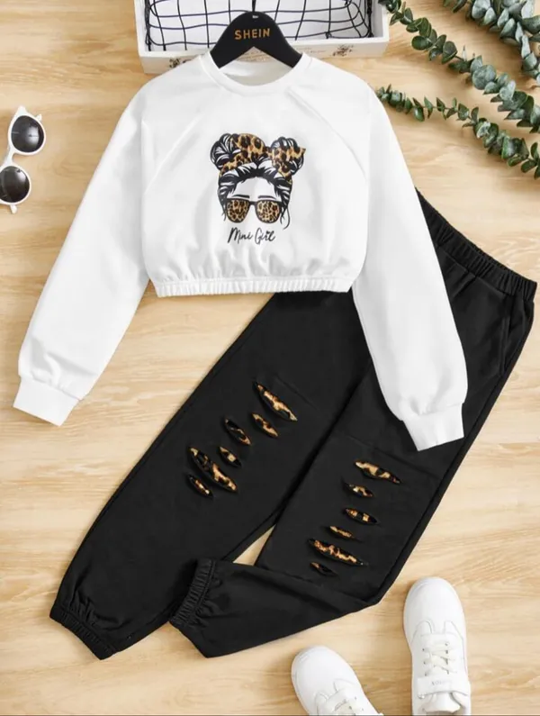 Mini_Girl_Printed_Full_sleeve_White_Color_Trendy_Top_and_Bottom_Set_For_Girls