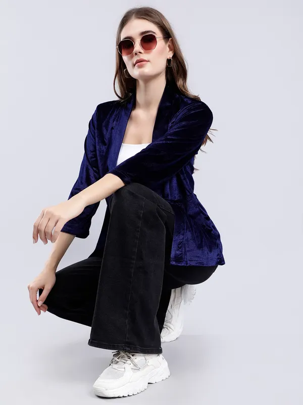 Dark_Blue_Shrug_With_Cotton_Blend_3/4th_Sleeve_For_Women.