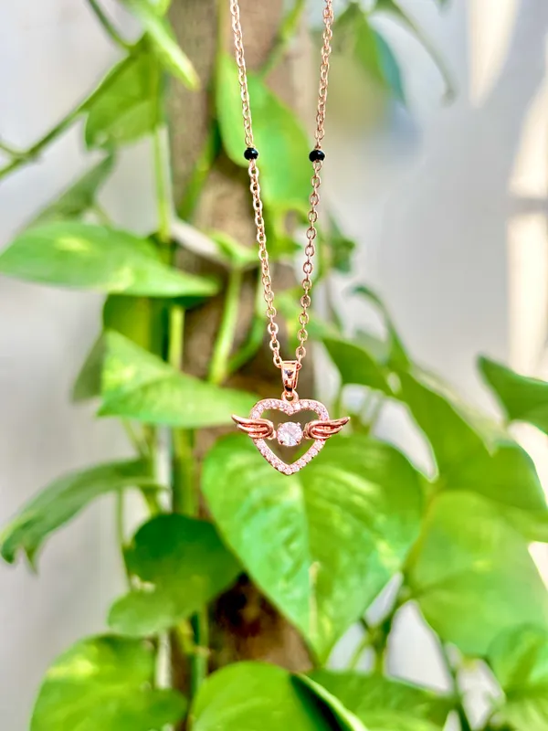 Modern_Aster_heart_mangalsutra