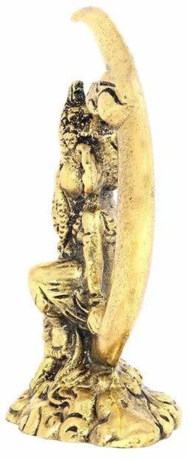 Lord_Ganesha_Statue_Hindu_God_Ganesh_Ganpati_Sitting_On_Moon_Shaped_Motif_Sculpture