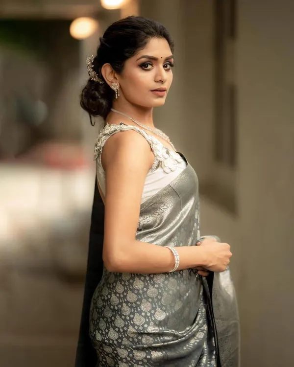 GREY_KANJIVARAM_SILK__SAREE