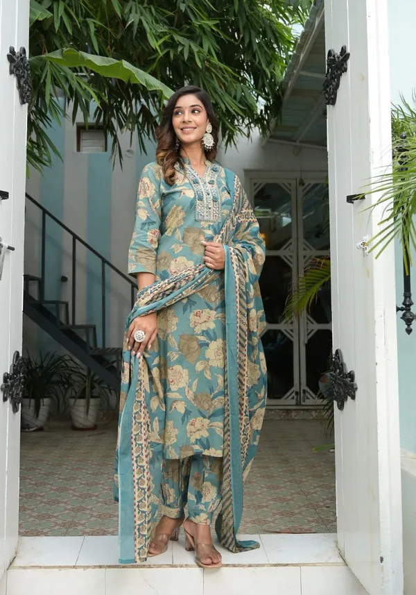 Grey_Cotton_Premium_Floral_Print_Kurta_Pant_And_Dupatta_Set_For_Women