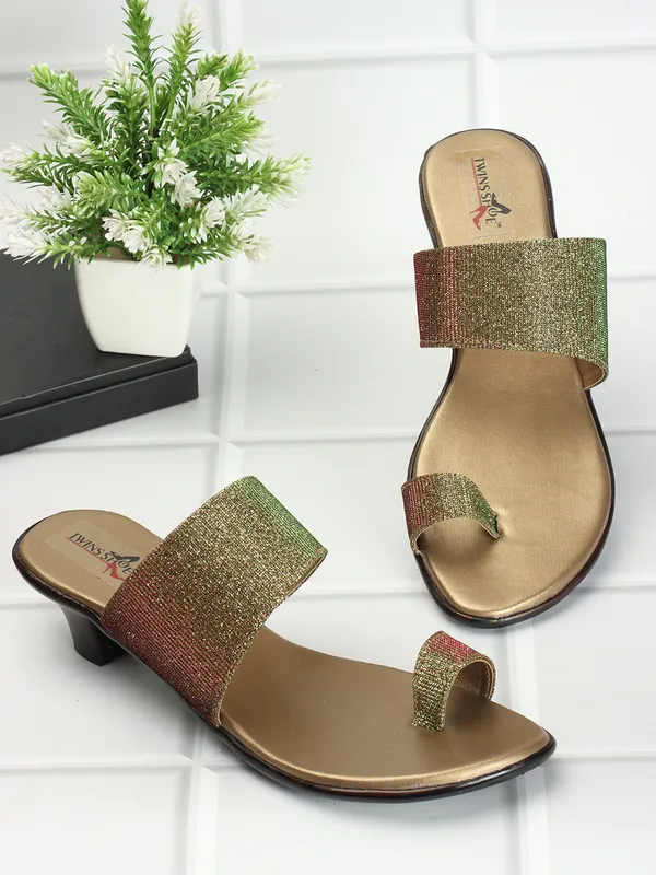 Casual_Thumb_Strap_Heels_(Antique)