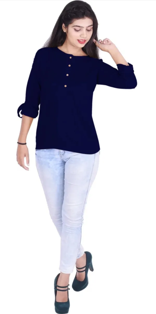Navy_Blue_Rayon_Printed_Casual_Wear_Kurti_For_Women