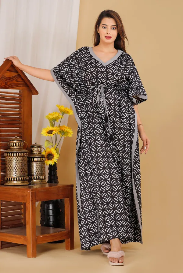 https://d1311wbk6unapo.cloudfront.net/NushopCatalogue/tr:f-webp,w-600,fo-auto/N245-104--Kaftan-Marble-Black_1677910339495_doflcegarlwjfxf.jpg__My Nightwear