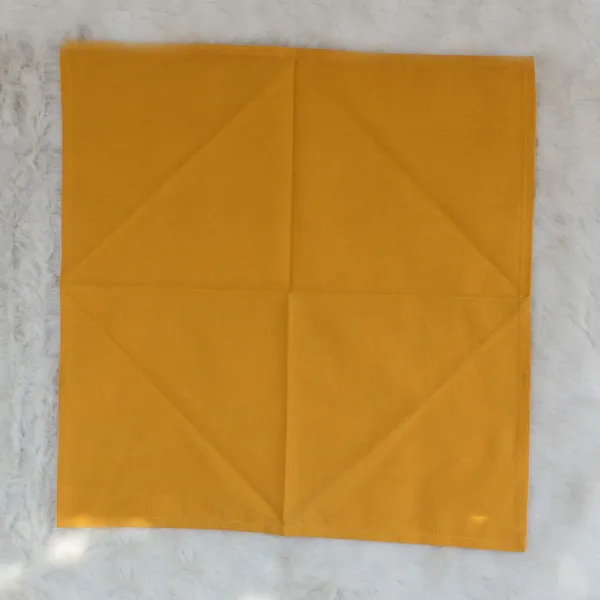 Pack_of_18_Piece_Cotton_Yellow_Plaza_Circular_Lurex_Collection_Place_Mat_With_Napkin_For_Dining_Room_and_Living_Room