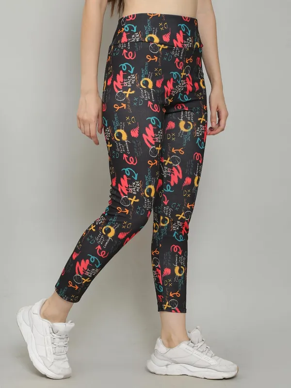 Printed_stretchable_leggings_for_women