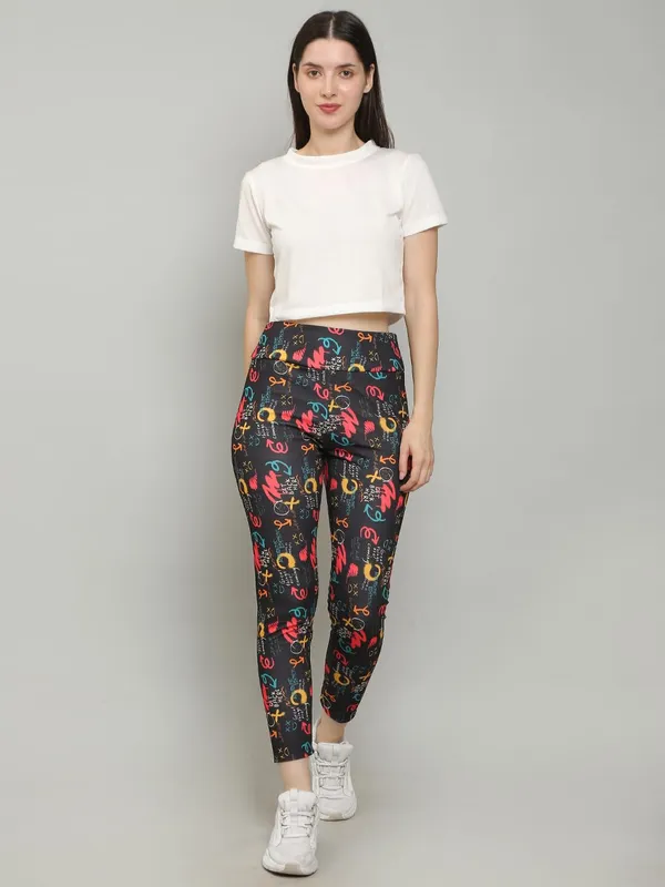 Printed_stretchable_leggings_for_women