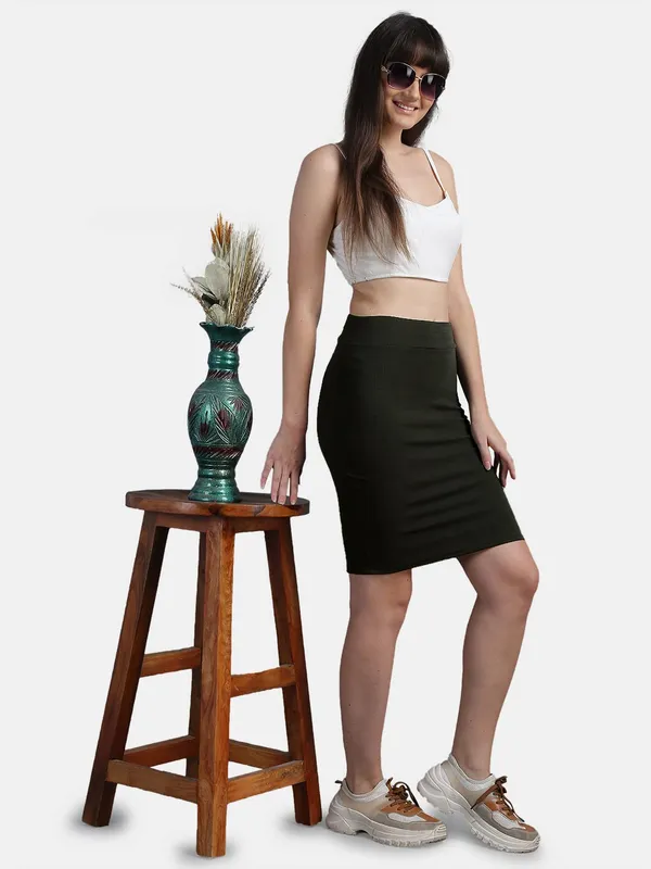Black_Casual_High_Waist_Straight_Knee_Length_Pencil_Skirt_For_Women