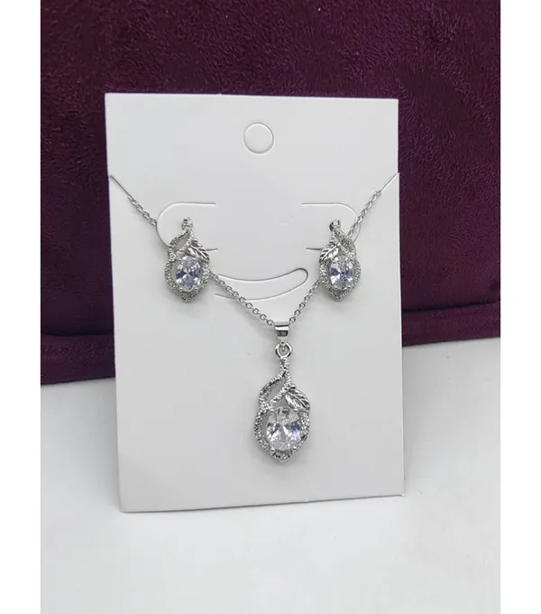 Silver_Trendy_Western_Necklace_And_Earring_Set_For_Women