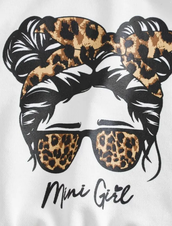 Mini_Girl_Printed_Half_sleeve_White_Color_Trendy_Top_and_Bottom_Set_For_Girls