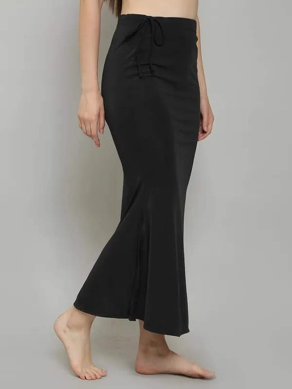 Black_Lycra_Solid_Fishcut_Petticoat_Skirt_Saree_Shapewear_For_Women_&_Girls