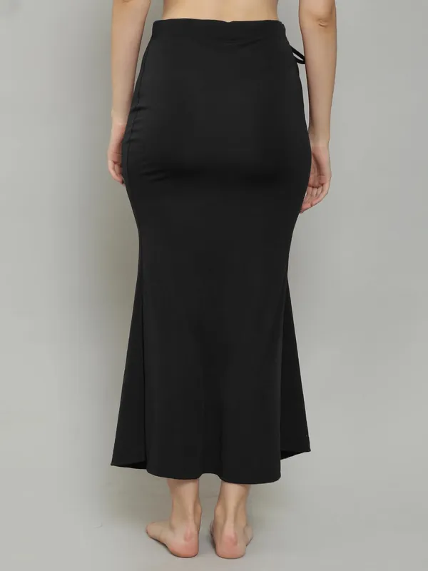 Black_Lycra_Solid_Fishcut_Petticoat_Skirt_Saree_Shapewear_For_Women_&_Girls
