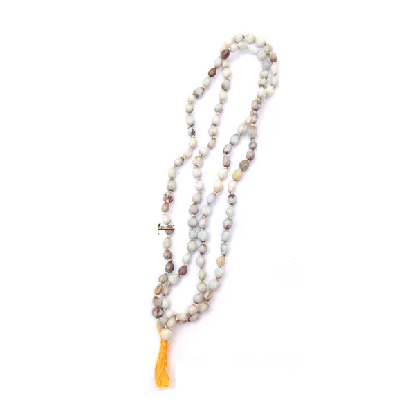 Natural_Vaijayanti_Mala_108+1_Beads_Off-White_with_Cotton_Gaumukhi_Japa_Bag_jholi
