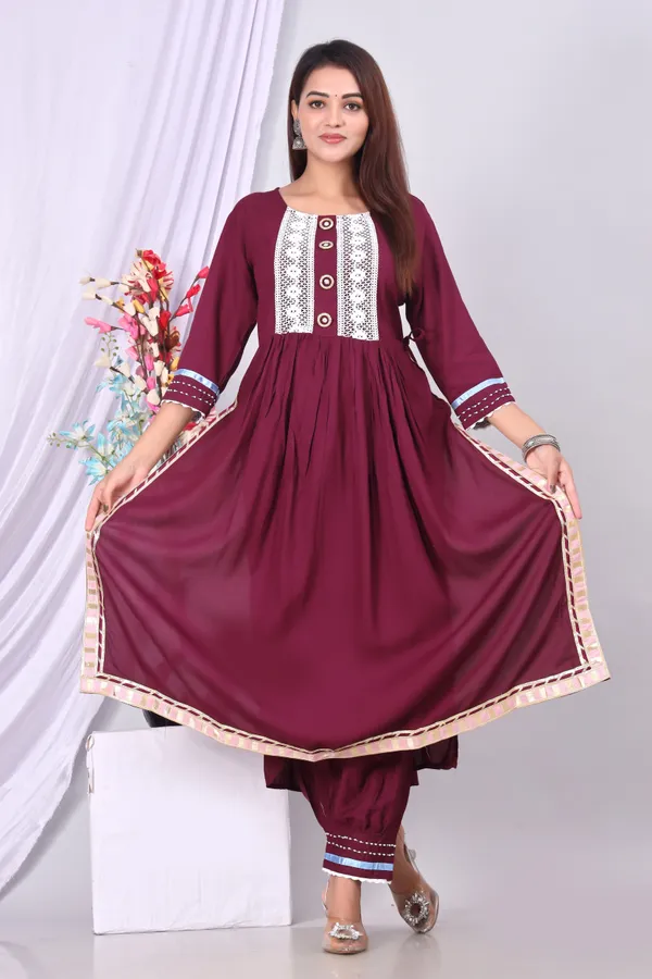 Purple_Cotton_Rayon_Printed_Casual_Wear_Kurta_&_Pant_Set_For_women