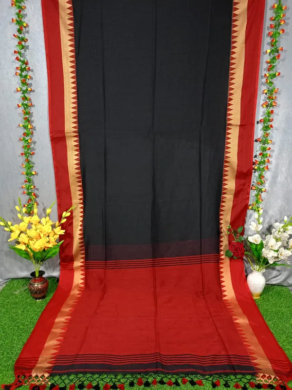 Black_New_Vomri_Handloom_Cotton_Silk_Saree