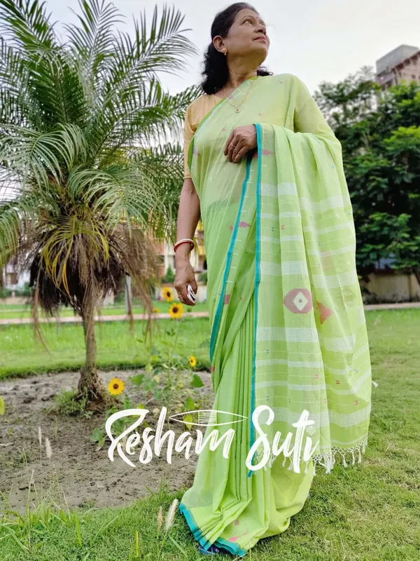 Green_Apple_Handwoven_Cotton_Jamdani_Saree-Shobuj_Ghera_Gram