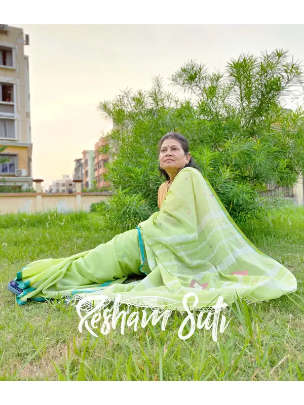 Green_Apple_Handwoven_Cotton_Jamdani_Saree-Shobuj_Ghera_Gram