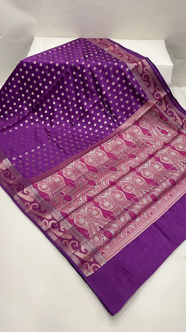 Humairah_Pure_Handwoven_Purple_Chiniya_Silk_Gold_Zari_Booti_Paisley_Mina_Anchal_with_Paisley_Mina_Zari_Border_Banarasi_Saree_with_Purple_Blouse_piece