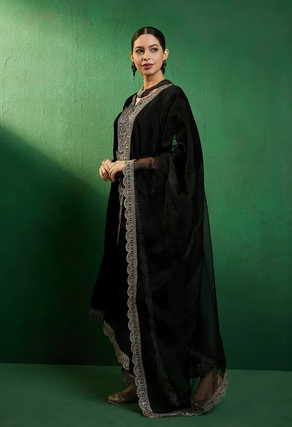 Black_Velvet_Zari_Sequence_Embroidered_Kurta_With_Palazzo_Style_Pant_And_Dupatta